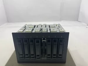 519560-001 - Jaula de disco duro HP ProLiant DL/ML370 G6 con plano posterior - Imagen 1 de 3
