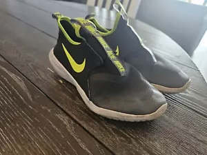 Nike Jungen Flex Runner AT4662-019 schwarz grau Laufschuhe Größe 5Y 6,5 Damen - Bild 1 von 7