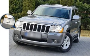 PASSEND FÜR JEEP GRAND CHEROKEE WK3 FRONTWASCHANLAGE SCHEINWERFER DÜSE ABDECKUNG STOßSTANGE R - Bild 1 von 5