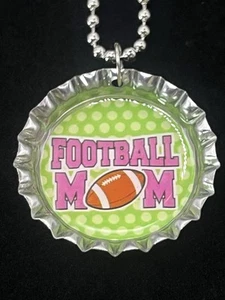 Mama Geschenk / Fußball Mama Halskette / Muttertag / Geschenk / Geschenk für Mama / Originalverpackt - Bild 1 von 2