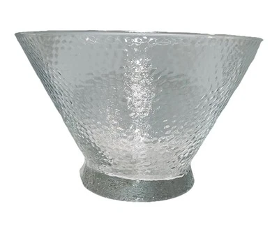 Southern Living at Home Sippers vaso martillado con hoyuelos 10" para servir/ensaladera Foto 1 de 4