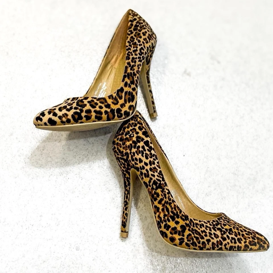 Charles Albert Women's Molly Leopard High Heels Pump Size US 8 - Image 1 of 4