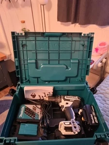 Makita White DHP482 18V 3.0Ah Combi Drill With DC18RC Charger & Case - Picture 1 of 23