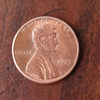 1983 DOUBLED DIE REVERSE LINCOLN CENT DOUBLE DDR ERROR- DRIPPING DIE SCRATCHES!! - Image 1 of 4