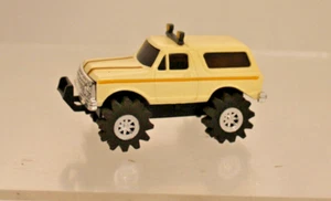 Stomper 4x4 - Ford Broncos Tow Truck Boom Utility Truck - Sold by Choice - Picture 1 of 62