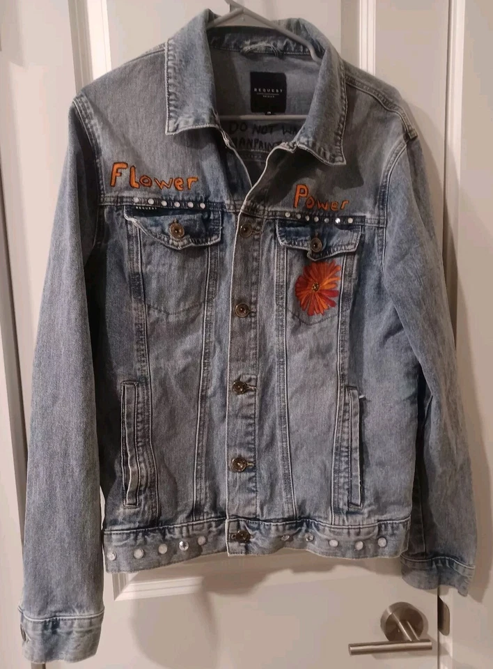 Solicitud Chaqueta Jean Prem Mujer Med 19" Pit To Pit Pintada a Mano Floral, Estrás  Foto 1 de 4