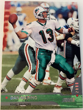 2000 Topps Stadium Club Dan Marino #81 Miami Dolphins Card!
