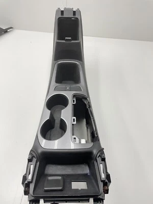 Suporte base console central 2016 Chevrolet Cruze 67001446 2016 2018 2019 - Imagem 1 de 4