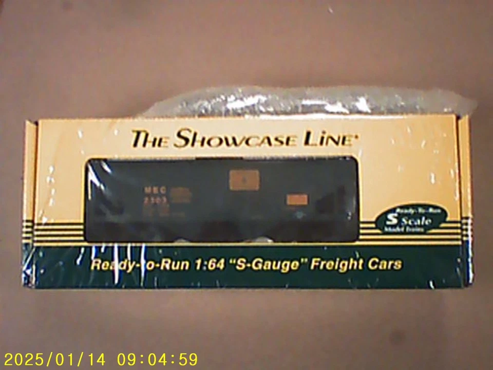 S Helper Service Showcase Line 01645 USRA  2005 Christmas MEC Hopper w/load - Image 1 of 3