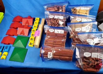 Huge Lot of 775 Pieces Lincoln Logs 16 lbs. 3 Types - Image 1 of 4