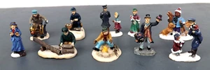 10 FIGURAS DE RESINA EN MINIATURA DE NAVIDAD GENTE NIÑOS PUEBLO SIN MARCA #8 - Imagen 1 de 8