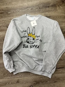 Women's grey graphic sweatshirt Size Small New With Tags - Picture 1 of 1