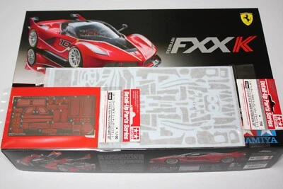 TAMIYA 1/24 FERRARI FXX K + FOTOINCISA + DECALCOMANIA MOTIVO CARBONIO + set d... - Immagine 1 di 4
