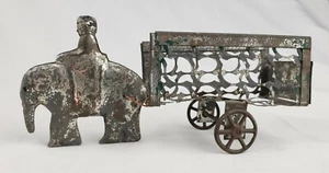 RARO Antiguo Antiguo Siglo XIX Pintado Barbechos de Lata Juguete Elefante Jinete Carro Vagón Ives - Imagen 1 de 12