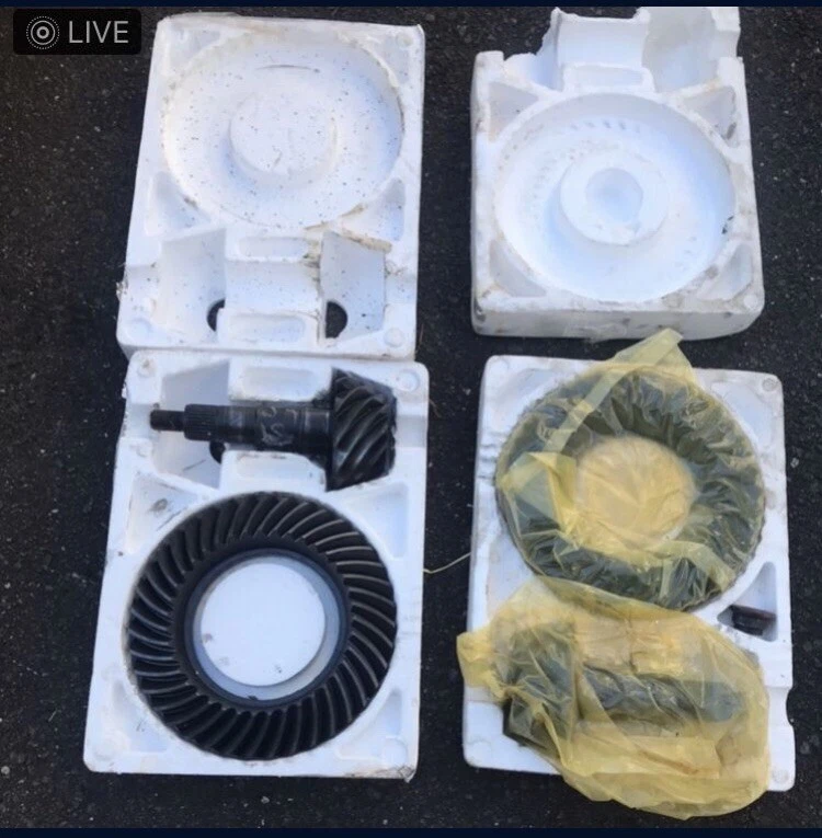 373 Ford Gears For a 1994 Mustang Cobra Brand New Sell 150.00 Each Or 300 Both. - Image 1 of 1