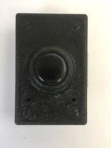 REES 294 BLACK PUSHBUTTON SWITCH - Picture 1 of 6