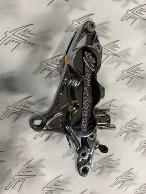 VENTA PINZA FRENO DELANTERA DERECHA CROMADA GRABADA 99-2007 SUZUKI HAYABUSA Foto 1 de 4