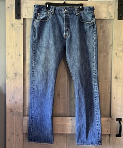Jeans Levis 501 uomo 38x34 blu denim gamba dritta bottoni mosca 100% cotone - Foto 1 di 8