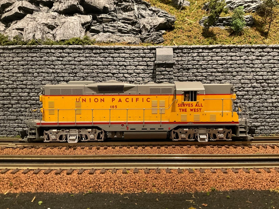 Atlas 30140021 O Scale Union Pacific GP-7 Ph. II w/TMCC, Sound & Cruise Rd #105 - Image 1 of 4