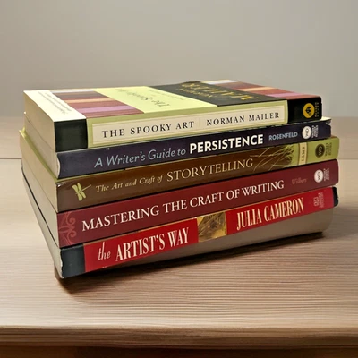 Lot of 5 ~ Books on Writing ~ For Writers and Novelists ~ Excellent Condition Foto 1 de 4