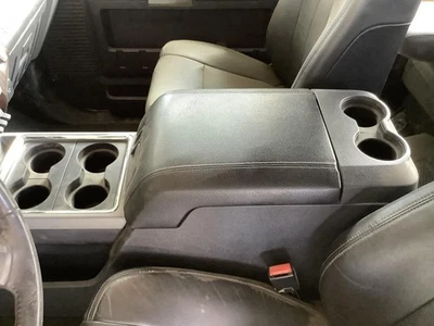 Б/у передняя нижняя центральная консоль подходит: пол пикапа Ford F350SD 2016 года с подлокотником - Изображение 1 из 4