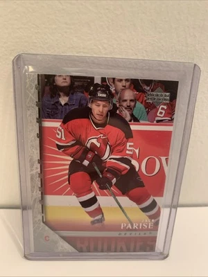 Zach Parise Young Guns Rookie Card 2005-05 Upper Deck Series 1 - Image 1 of 4