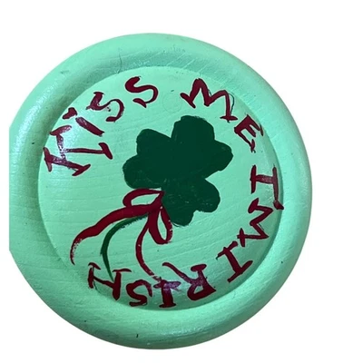 Hand Painted Kiss Me Im Irish Shamrock Clover St Patricks Day Pin Brooch - Image 1 of 4