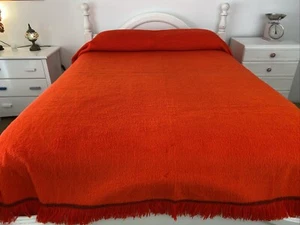 Red / Orange Fluffy Acrylic Shag Pile Double / Queen Bedspread 255 cm x 235 cm - Picture 1 of 23