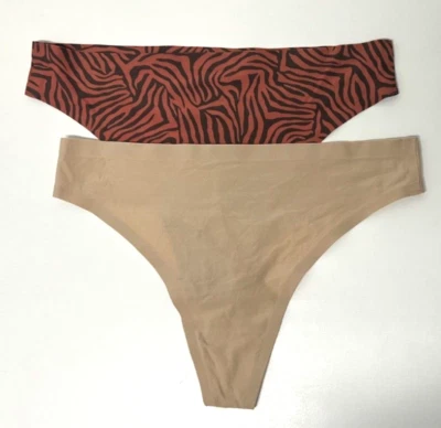 Chantelle TALLA ÚNICA (XS-XL) Paquete de 2 Panty Tanga Elástico Suave 2649/11D9 Nuevo sin Etiquetas Desnudo/Zb Foto 1 de 4