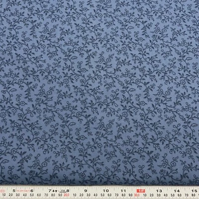 Tela de algodón almidonada vintage azul floral sobre azul Cranston 5-1/3 yardas Foto 1 de 2