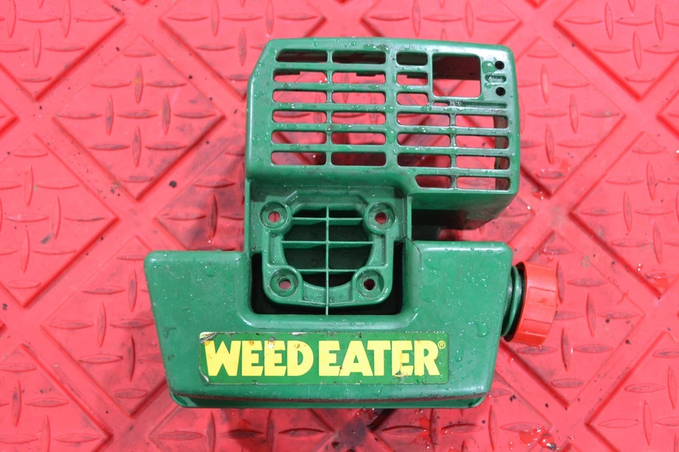 Weed Eater LT 7000 String Trimmer OEM Fuel Tank Engine Cover 530-037943 - Image 1 of 4