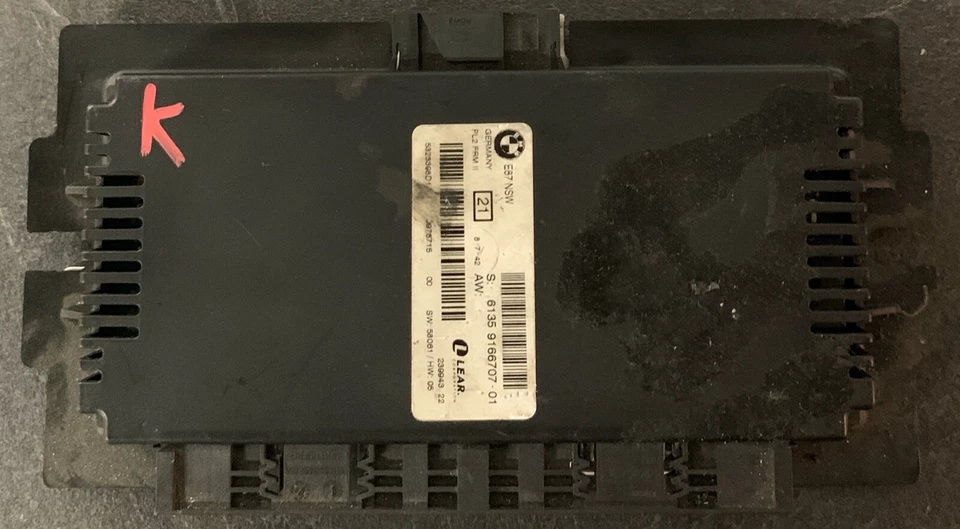 BOITIER FRM II BMW SERIE 1 E87 61359166707 - Photo 1/1