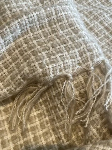 Copridivano Poltrona Letto LAURA ASHLEY Tessuto Morbido Getto Beige Nappe Naturali Maglia - Foto 1 di 5