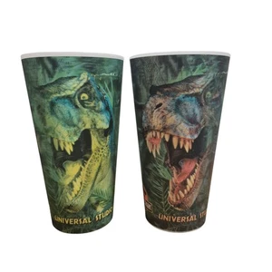 2 Vintage Jurassic Park Trinkbecher Universal Studios T-Rex Holographic 3D RAR - Bild 1 von 7