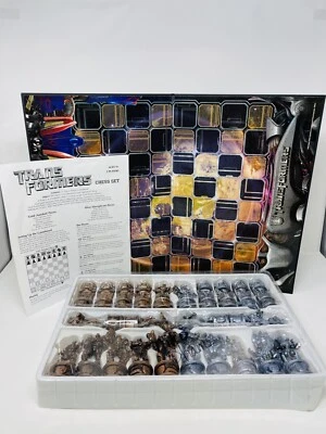 Transformers 32 Piece Chess Set Parker Brothers DreamWorks Hasbro 2007 Complete - Image 1 of 4