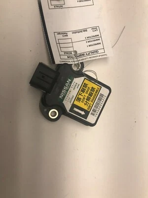 2011-2018 INFINITI Q70 M37 M56 QX56 YAW RATE SENSOR CONTROL MODULE 17450-6090 - Image 1 of 4