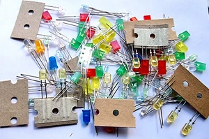 100 led tutti i colori e forme MIX blu bianco giallo verde rosso arancione 3mm 5mm HIT - Foto 1 di 2