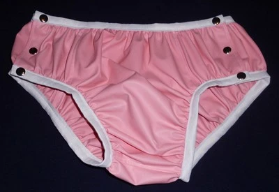 knöpfbarer Damenslip, MARIE, aus Folie 0,15 mm in 11 Farben und 4 Größen - Bild 1 von 4