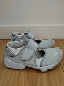 Nike Air Rifts Silver Grey and White Trainers - Size 3.5 - VGC - Picture 1 of 6