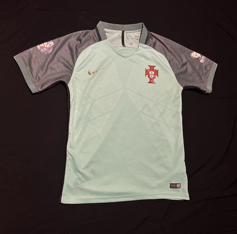 Portugal 3rd Shirt 2016 Nike Men’s Size Medium FIFA Cover