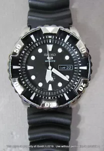 MENS SEIKO 5 Sports BABY MONSTER WATCH Black w/ Rubber Band - Picture 1 of 4