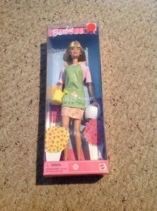 NIB Mattel Barbie Flower Shop. - Picture 1 of 6