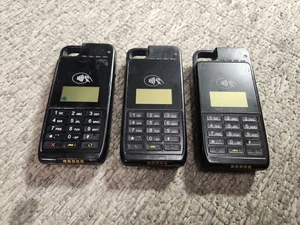 (Lotto di 3) Terminale di pagamento mobile VeriFone e315M *OTTIMO FUNZIONAMENTO* - Foto 1 di 3
