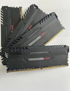 32GB 4x8GB DDR4 Corsair Vengeance LED DIMM TESTED WORKING CMU32GX4M4C3000C15R - Picture 1 of 5