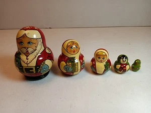 Vintage Hand Painted Wooden Nesting Dolls Set Of 5 Christmas Winter Theme - Picture 1 of 9