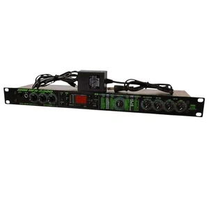 ZOOM RFX-2000 Digital Reverb Guitar 1U Rack Unit Multi Effects - Picture 1 of 10