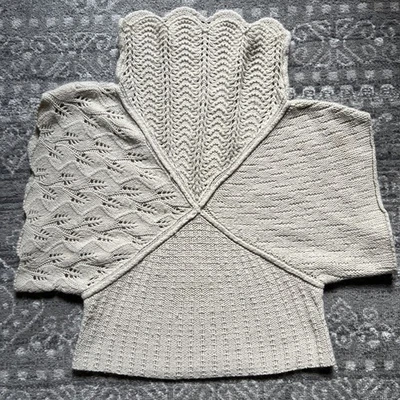 Suéter Pullover Manga Corta Sleeping on Snow M/L Capucha Cuello Mezcla Lana Beige Foto 1 de 4