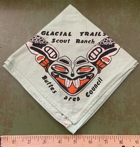 Vintage GLACIAL TRAILS RANCH Buttes Area Council Pfadfinder HALSTUCH BSA - Bild 1 von 5