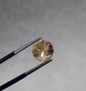 2.80 Carat Natural Cut Orange Color Topaz Loose Gemstone From Pakistan - Picture 1 of 12