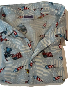 Disney Lilo & Stitch Patriotisches Hawaiihemd XXL Viskose blaue Flaggen Feuerwerk - Bild 1 von 6